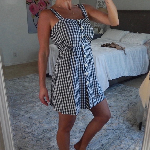 Gingham (checkered) Sun Dress NWOT - Picture 4 of 7
